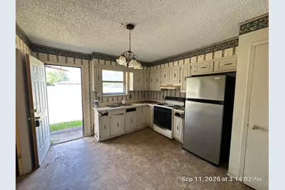 741 Calvert Street, Sulphur Springs, TX 75482 - Photo 5