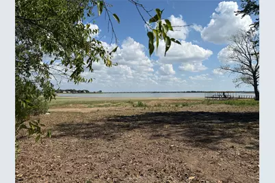 456 Causeway View, Seven Points, TX 75143 - Photo 5