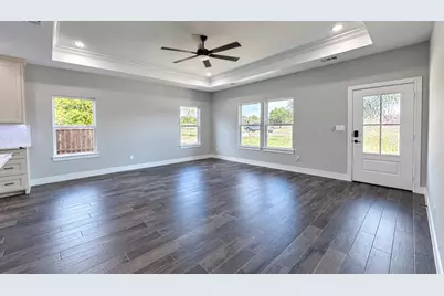 302 W Pine Street, Whitewright, TX 75491 - Photo 11
