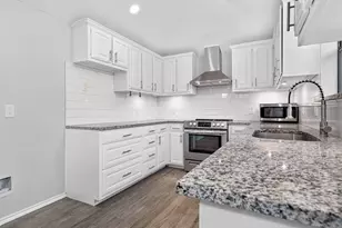 805 Green Brook Dr, Allen, TX 75002 - Photo 9