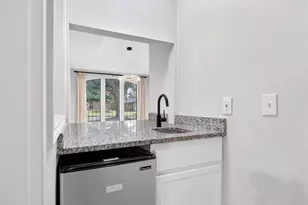 805 Green Brook Dr, Allen, TX 75002 - Photo 15
