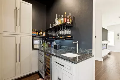 4060 Spring Valley Road #101, Farmers Branch, TX 75244 - Photo 7