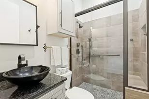 4060 Spring Valley Rd, Farmers Branch, TX 75244 - Photo 19