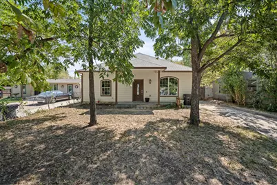 1201 S Sargent Street, Fort Worth, TX 76105 - Photo 1