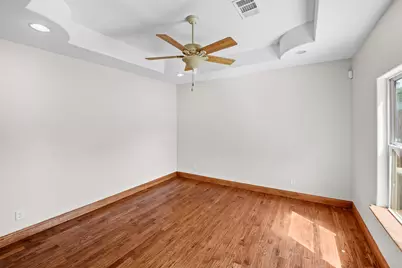 1201 S Sargent Street, Fort Worth, TX 76105 - Photo 5