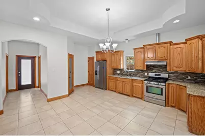 1201 S Sargent Street, Fort Worth, TX 76105 - Photo 3