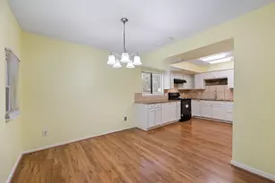 7418 Boisenberry Ln, Dallas, TX 75249 - Photo 7