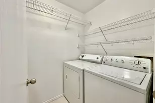 8107 Stowe Springs Ln, Arlington, TX 76002 - Photo 21