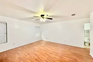 8107 Stowe Springs Ln, Arlington, TX 76002 - Photo 17