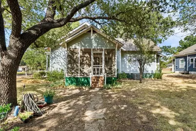 707 N Magnolia Avenue, Hubbard, TX 76648 - Photo 25