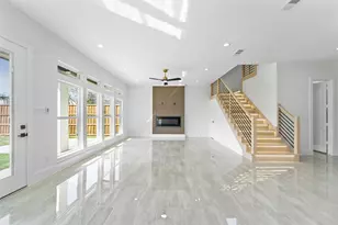 703 Buckalew St, Dallas, TX 75208 - Photo 9