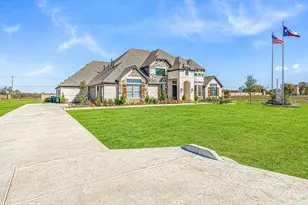 132 Liv Mdw Wy, Waxahachie, TX 75165 - Photo 1