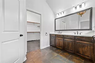 6918 Belteau Ln, Dallas, TX 75227 - Photo 13