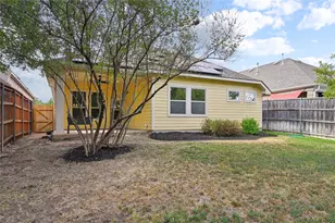 6918 Belteau Ln, Dallas, TX 75227 - Photo 19