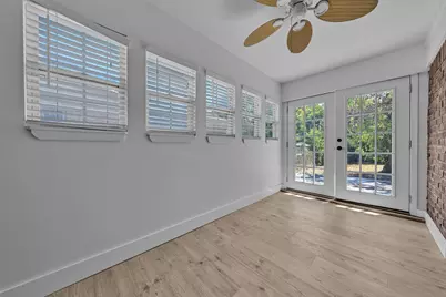 5745 Wimbleton Way, Fort Worth, TX 76133 - Photo 9