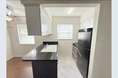 4811 Live Oak Street #202, Dallas, TX 75204 - Photo 7