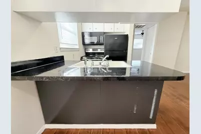 4811 Live Oak Street #202, Dallas, TX 75204 - Photo 3