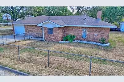 105 E Pecan Street, Saint Jo, TX 76265 - Photo 29