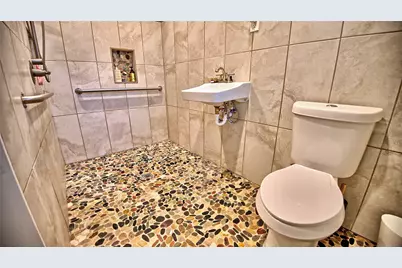 105 E Pecan Street, Saint Jo, TX 76265 - Photo 11