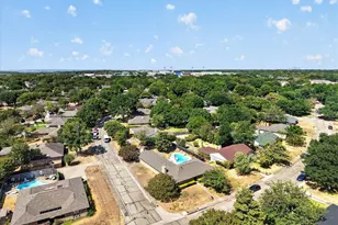 215 Roma Dr, Duncanville, TX 75116 - Photo 31