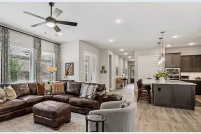 4810 Emerald Grove, Arlington, TX 76005 - Photo 9
