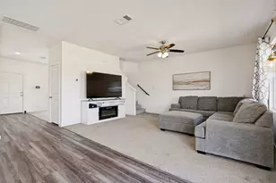 12 Cherryridge Dr, Edgecliff Village, TX 76134 - Photo 5