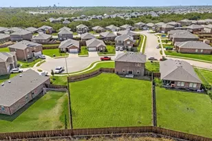 12 Cherryridge Dr, Edgecliff Village, TX 76134 - Photo 29