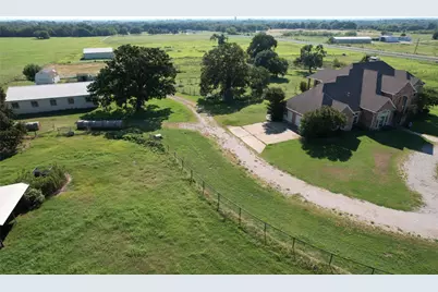 5700 Fm 424, Cross Roads, TX 76227 - Photo 11