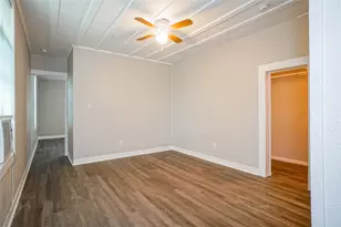 326 W Sears St, Denison, TX 75020 - Photo 5