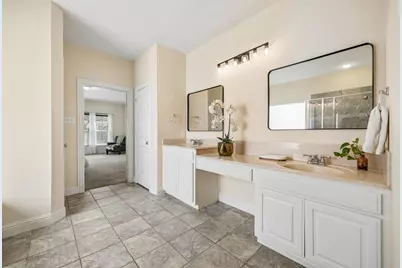 712 Lathrop Street, Lantana, TX 76226 - Photo 15