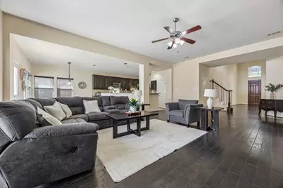 712 Lathrop Street, Lantana, TX 76226 - Photo 7