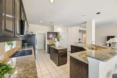 712 Lathrop Street, Lantana, TX 76226 - Photo 9