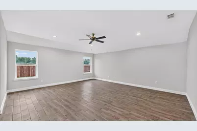 4213 Cornerstone Circle, Granbury, TX 76048 - Photo 7