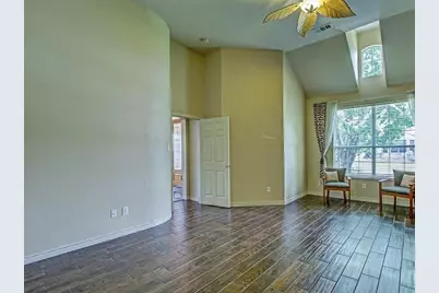 1617 Thompson Drive, Carrollton, TX 75010 - Photo 5