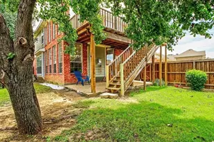 1617 Thompson Dr, Carrollton, TX 75010 - Photo 11