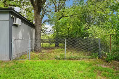 7616 Osage Trail, Lake Worth, TX 76135 - Photo 33