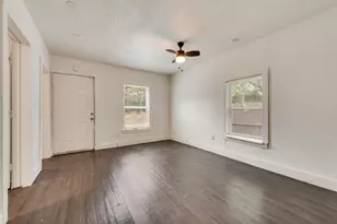 2706 Hector St, Dallas, TX 75210 - Photo 3