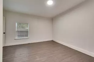 2706 Hector St, Dallas, TX 75210 - Photo 9