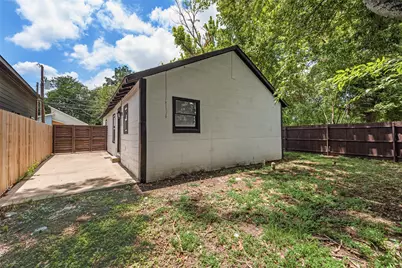 2706 Hector Street, Dallas, TX 75210 - Photo 17