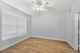330 Las Colinas Blvd E, Irving, TX 75039 - Photo 11