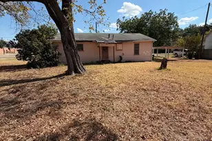317 College St, Italy, TX 76651 - Photo 7