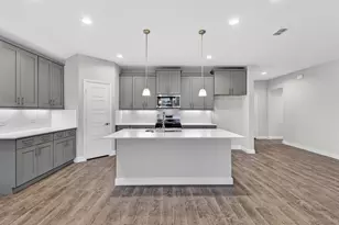 4225 Cornerstone Cir, Granbury, TX 76048 - Photo 3