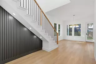5806 Carlton Garrett St, Dallas, TX 75215 - Photo 3