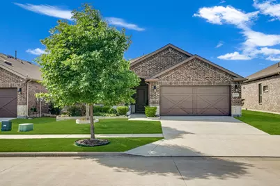 1528 Grassy Knoll Trail, Little Elm, TX 76227 - Photo 3