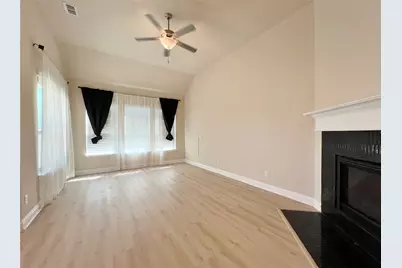 2645 Walnut Creek Lane, The Colony, TX 75056 - Photo 5