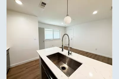 4526 Munger Avenue #201, Dallas, TX 75204 - Photo 9