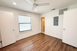 4526 Munger Ave, Dallas, TX 75204 - Photo 11