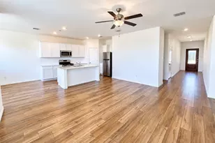 512 Chip St, Little Elm, TX 75068 - Photo 7