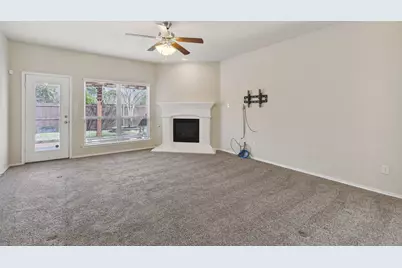 812 Gray Fox Drive, McKinney, TX 75071 - Photo 17