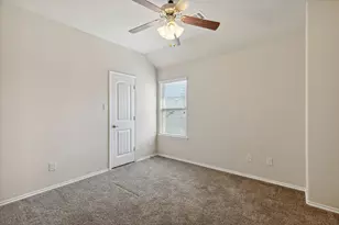 812 Gray Fox Dr, McKinney, TX 75071 - Photo 5